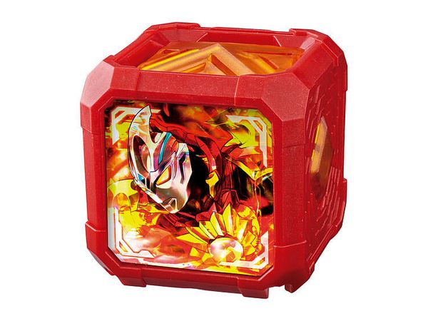 DX Arc Cube Ultraman Arc Solis Armor Cube